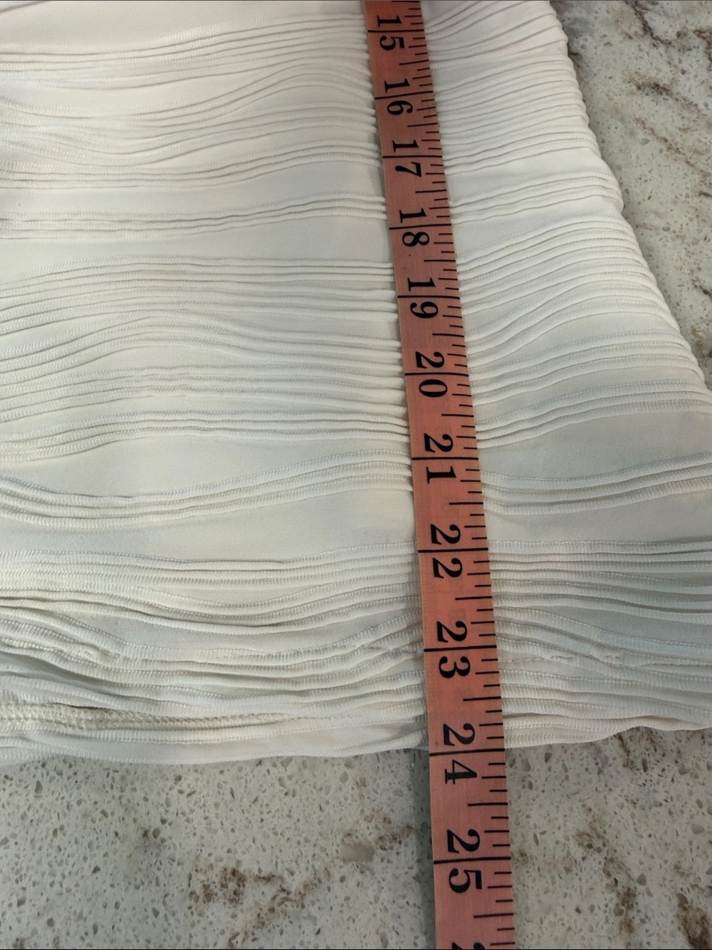 Calvin Klein White Wavy Texture Sleeveless Top Size M - Picture 7 of 8